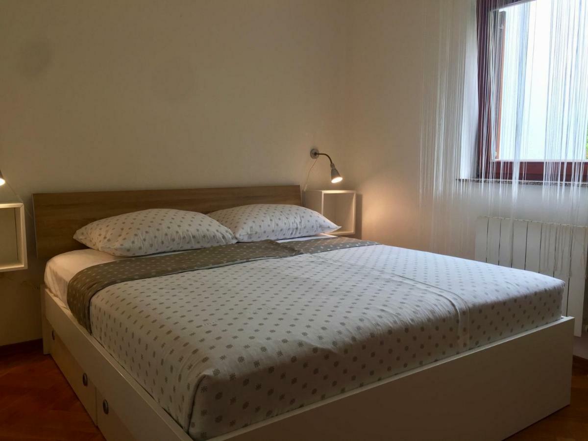 Apartment Lapov Icici Luaran gambar